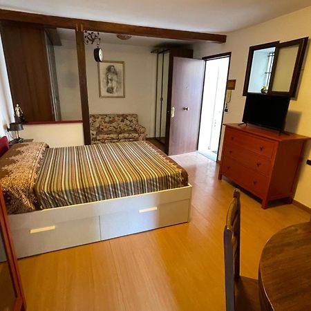 ローマHouse With Private Gardenアパートメント エクステリア 写真